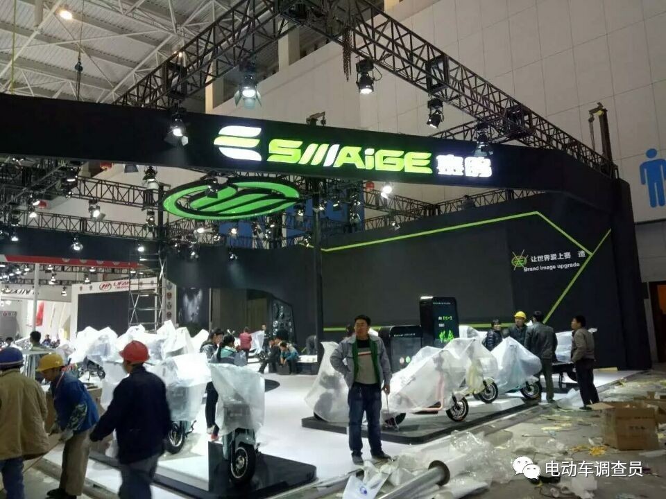 專業(yè)生產PVC護套、銅排、鋁排、新能源電池銅/鋁軟連接-人禾電子