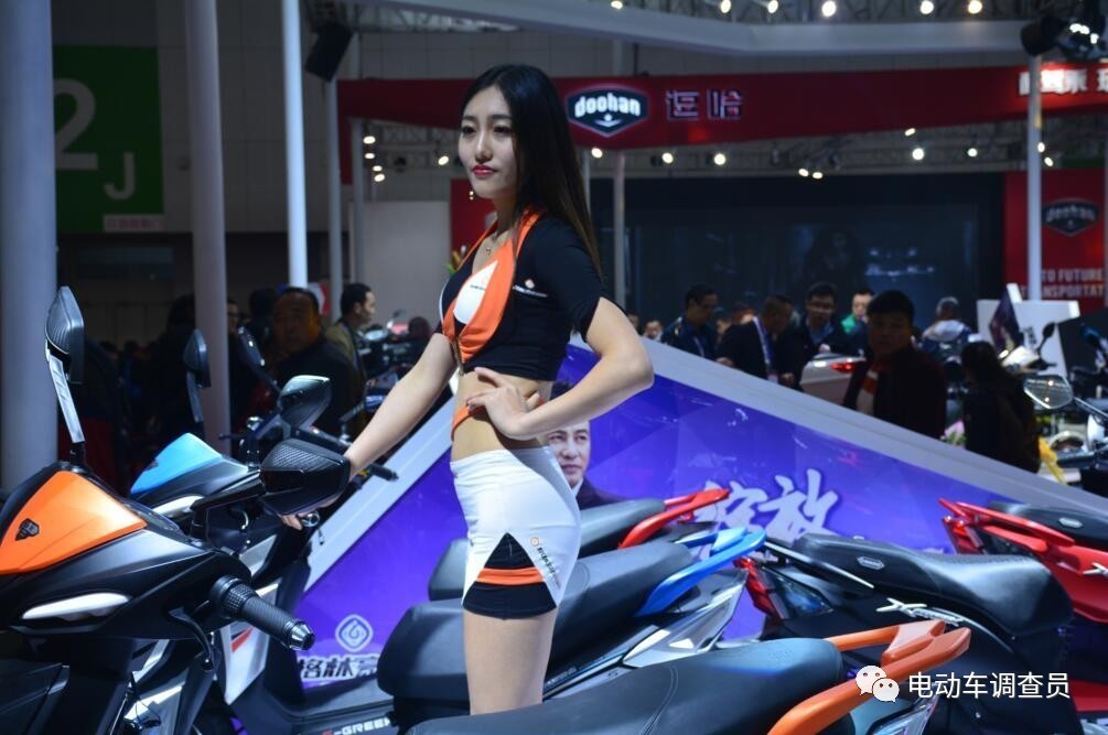 專業(yè)生產PVC護套、銅排、鋁排、新能源電池銅/鋁軟連接-人禾電子