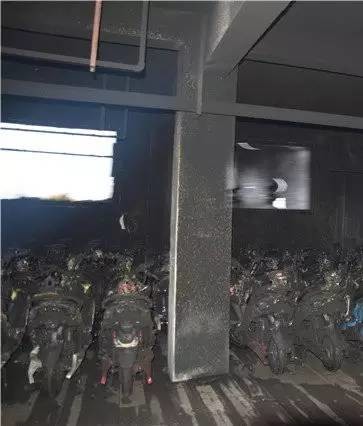 專業(yè)生產(chǎn)PVC護套、銅排、鋁排、新能源電池銅/鋁軟連接-人禾電子