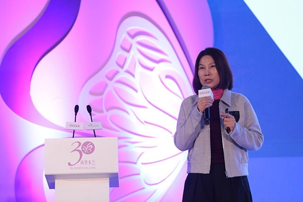 董明珠：新能源產(chǎn)業(yè)是中國制造業(yè)轉(zhuǎn)型的絕好機(jī)會(huì)